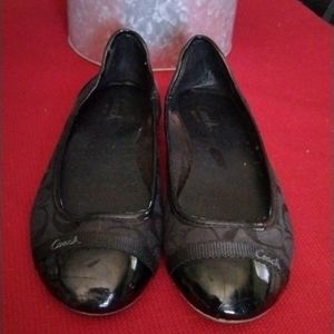COACH FLATS
